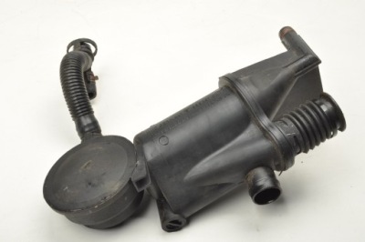 Porsche оригинальный номер 99610702304 сепаратор масла, вентиляция пространство коленчатого вала фото №1