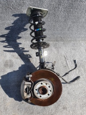 Амортизаторна стійка поворотний кулак jumpy expert iii toyota proace фото №1