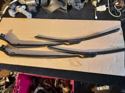 HOLDER WIPER BLADES WIPER DODGE DURANGO III JEEP WK2  