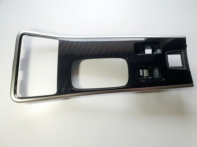 Панель туннель средний outlander iii lift автоматическая коробка передач фото №1