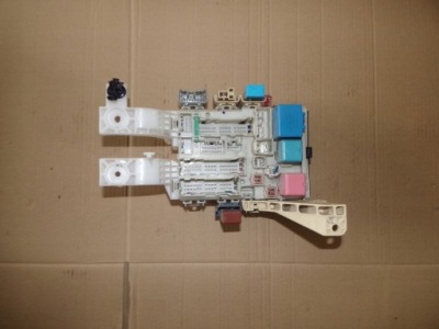 Коробка предохранителей модуль 82730-52700 yaris ii фото №1