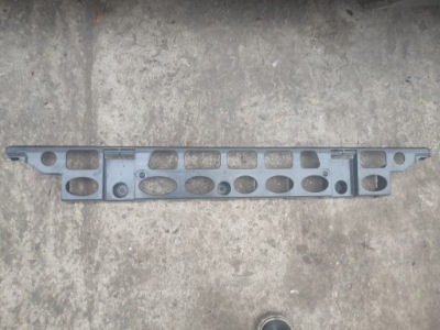 Направляющая кронштейн пол багажника vw passat b7 kombi 3c9864348b фото №1