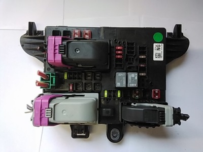 9935 insignia коробка запобіжників 13277323 фото №1