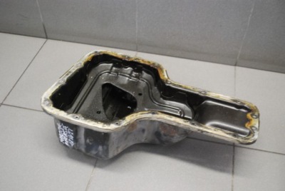 Нижня піддон масляна toyota avensis 1.8 vvti фото №1