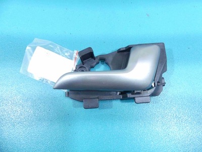 Ручка внутренняя перед правая kia rio iii 11-14 фото №1