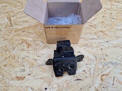 Замок крышки багажника kia carens soul фото №1