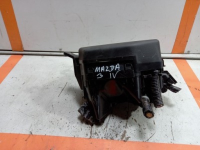 Mazda 3 iv bp коробка корпус предохранителей bcka-66767 фото №1