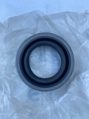 Сальник редуктор перед jeep dodge 04338893 фото №1