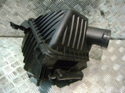 Bmw f39 f40 f44 корпус фільтра повітря 8675280 фото №1