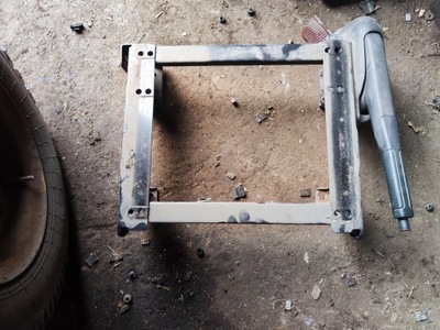 Jumpy scudo expert ii кронштейн каркас основа pod сидіння лівий перед фото №1