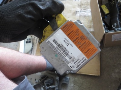 Блок управления модуль подушка безопасности mercedes ml w163 a1635422718 x фото №1