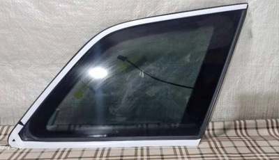 Audi q7 ii 4m скло кузовна задня права фото №1