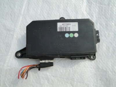 Блок управления дверь левый перед fiat stilo 46784224 фото №1