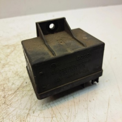 Peugeot 607 блок керування свічка розжарювання 0281003018 фото №1