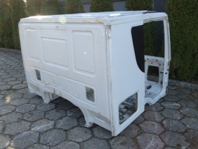 Iveco stralis hi-way 13- e6 четверть правый задняя блок двигателя b #144 фото №1