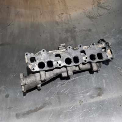 Колектор впускний  mercedes sprinter w906 3.0 cdi a6420906737 фото №1