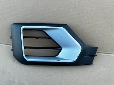 Audi оригінальний номер 81a807682g решітка бампера фото №1