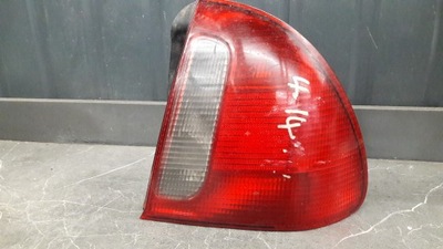 FARO DERECHA PARTE TRASERA ROVER 400 98R  