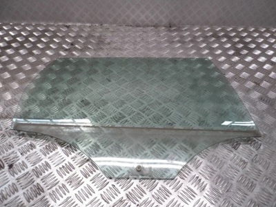 Скло двері правий задня vw passat b7 kombi фото №1