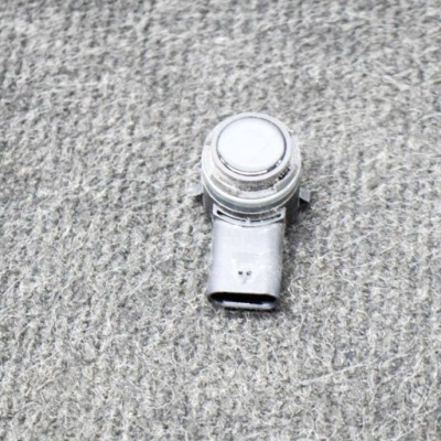 Tesla model 3 2018 с задний датчик парковки pdc фото №1