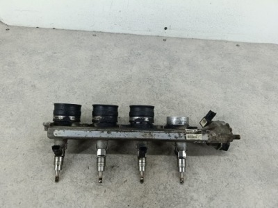 Молдинг упорскування бензин alfa romeo 159 0261555018 bosch 1.9 jts фото №1