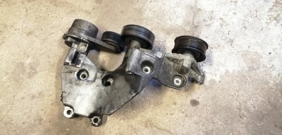 Kia sportage iii 2.0 crdi основание кронштейн компрессора фото №1