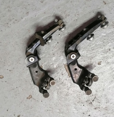 Vw t5 ролик петля двері розсувних 7h0843335d фото №1