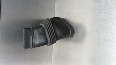 Шланг труба повітря volvo s80 ii v70 iii 2.4 d5 30748216 фото №1