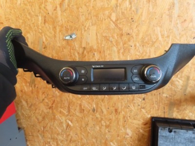 Kia ceed ii lift панель кондиционера 97250-a2203 фото №1