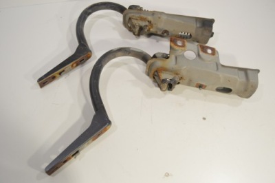 Петли крышки багажника левый правый mercedes w126 рестайлинг фото №1