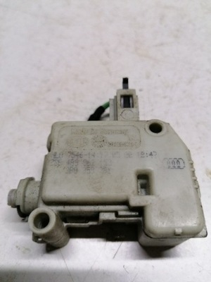 Привод крышка заливной топлива audi a6 c5 фото №1