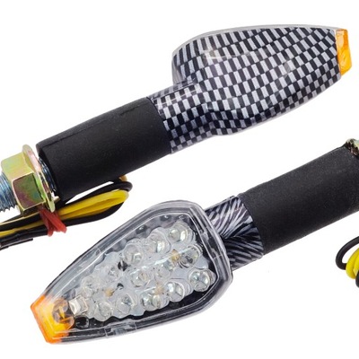 ПОВОРОТНИКИ УНИВЕРСАЛЬНЫЙ 008 LED (СВЕТОДИОД ) 14 DIOD CARBON