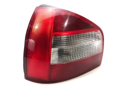 Лампа задня ліва audi a3 8l 96-06 фото №1