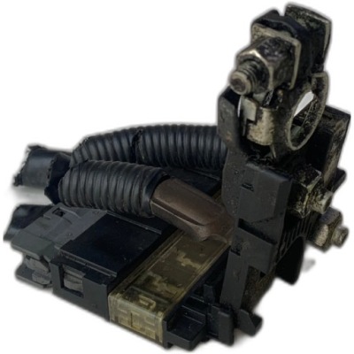 Блок керування клема плюсова nissan note e11 фото №1