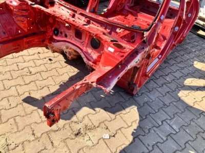 Лонжерон левая четверть mercedes a klasa w177 лак 589 фото №1