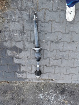 Mercedes w176 приводной вал правый перед a2463600274 фото №1