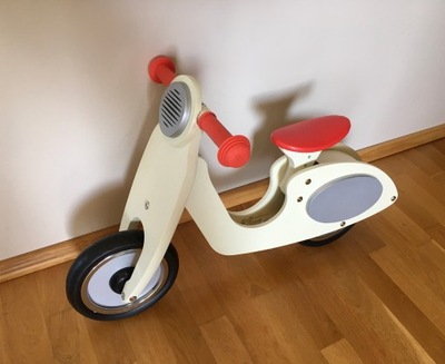 Pinolino skuter rowerek biegowy motor Vespa