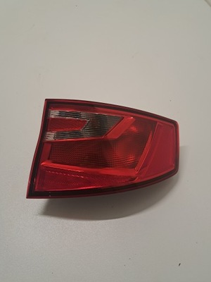 Seat toledo iv лампа правая задняя фото №1