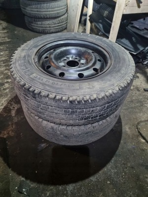 RUEDAS 215/70 R15C 5X114,3 CHRYSLER VOYAGER IV 2 PIEZAS  