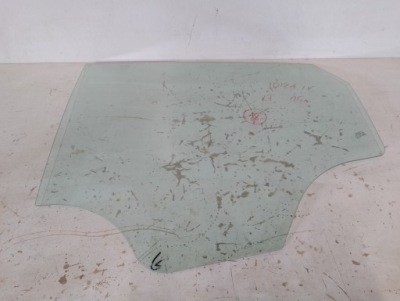 Скло задня ліва двері seat ibiza iv 5d фото №1