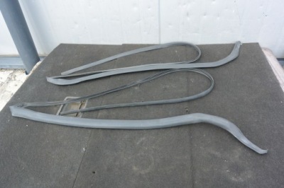 Прокладка порог правый  левая tesla model s 12-16 фото №1