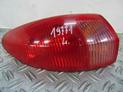 Alfa romeo 147 лампа задняя левая фото №1