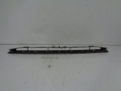 Audi a3 8v lift решітка середня перед фото №1