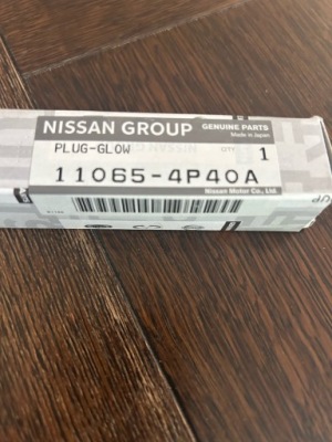 Свічка розжарювання nissan patrol y61 оригінальний номер 110654p40a фото №1