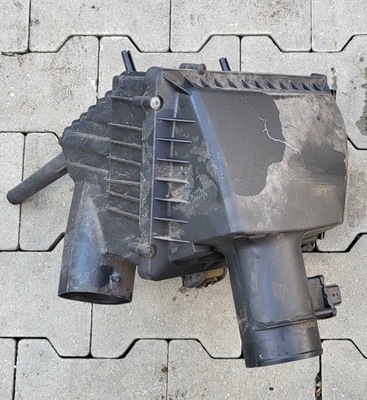 Trafic iii vivaro корпус фільтра повітря фото №1