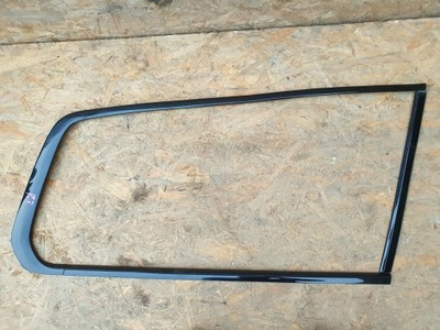 Volvo v70 iii молдинг стекло правый задняя фото №1