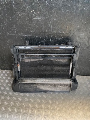 Радіатор bmw 3 2003 837764804 фото №1