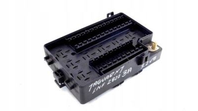 R/19 jaguar xj коробка предохранителей lnf2822ba фото №1