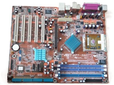 PC CHIPS M825G ATHLON XP DDR AGP PCI CNR mATX w Żary