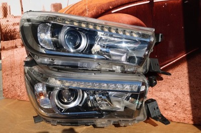Toyota hilux full led 16-21 права лампа лампи фото №1